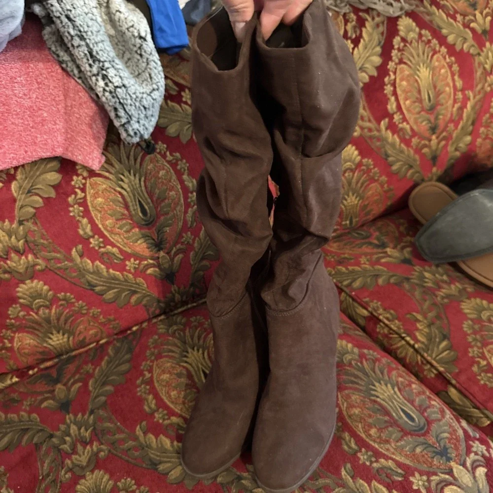Wonderly Women's Knee High Brown Boots Size 9